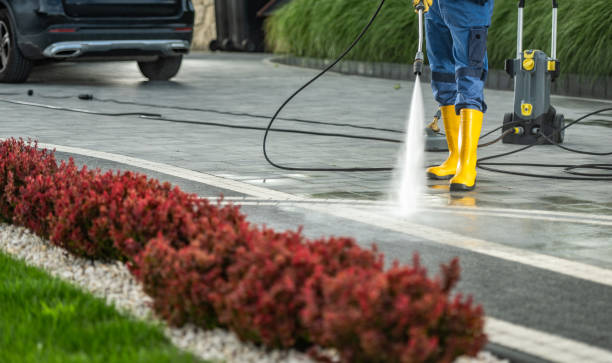Professional Pressure Washing Services in Britt, IA